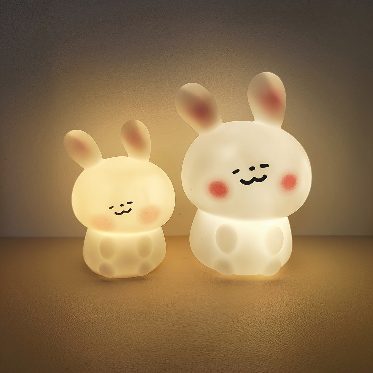 Mini Bunny Silikon Gece Lambası – Tatlı Rüyaların En Sevimli Eşlikçisi!
